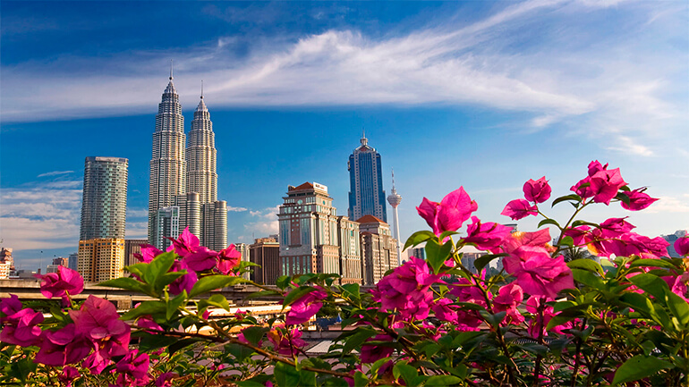 БИЛЕТ В МЕЖДУНАРОДНОЕ БУДУЩЕЕ — УЖЕ 7 АПРЕЛЯ!